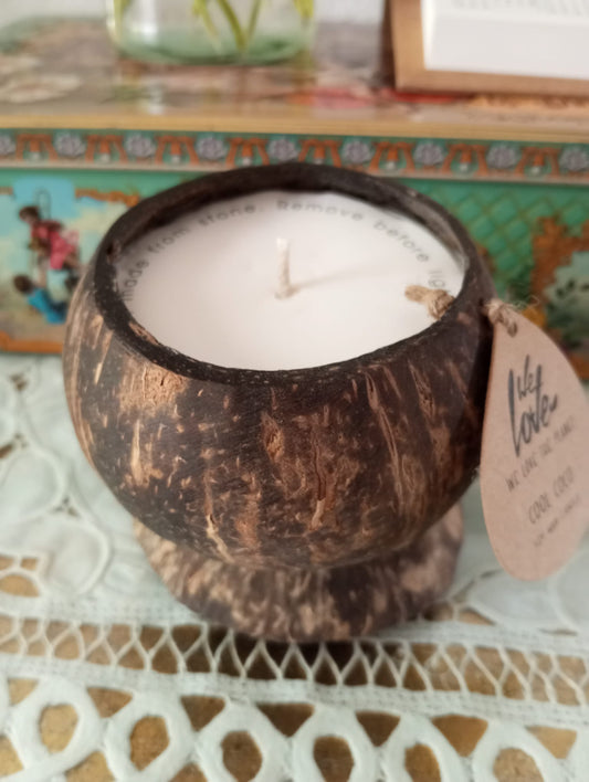 Velas naturales – 100% cera de soja, en cáscara de coco