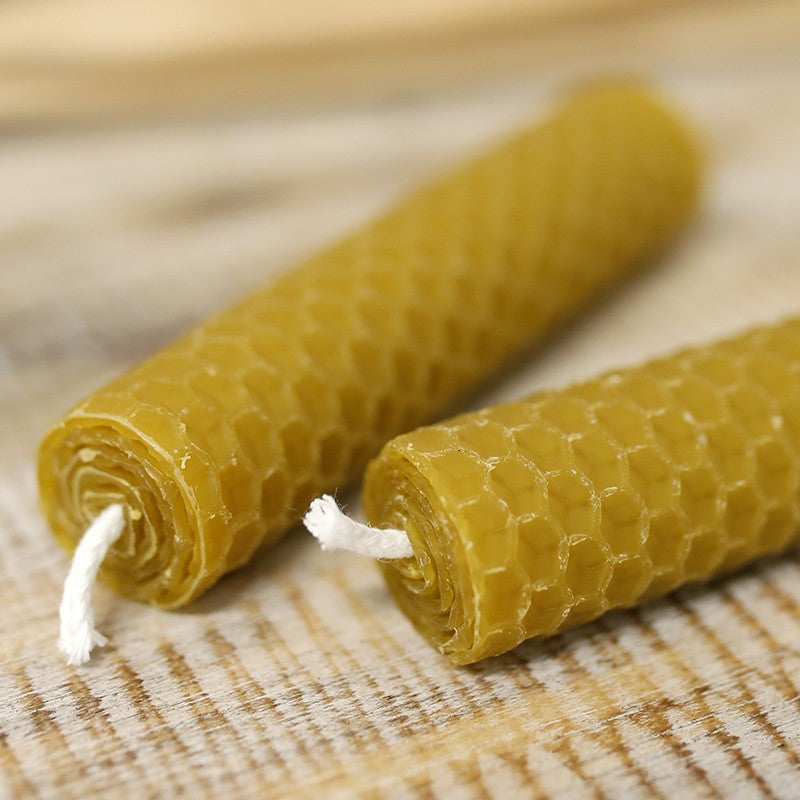 Vela de Cera de Abeja 100% Natural – 10 cm, Aroma a Miel, Artesanal