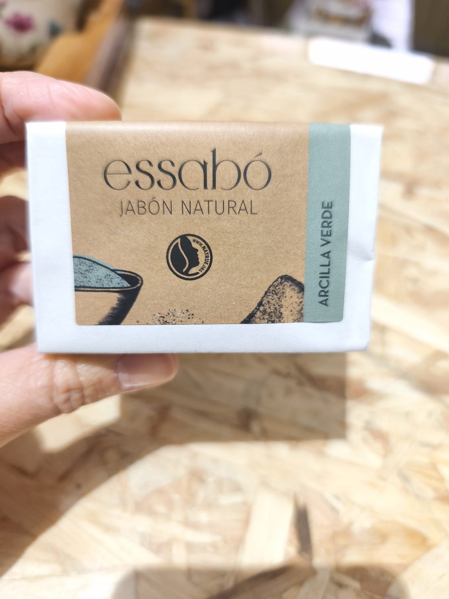 Jabones naturales Essabó | Limpieza facial y corporal con ingredientes ecológicos