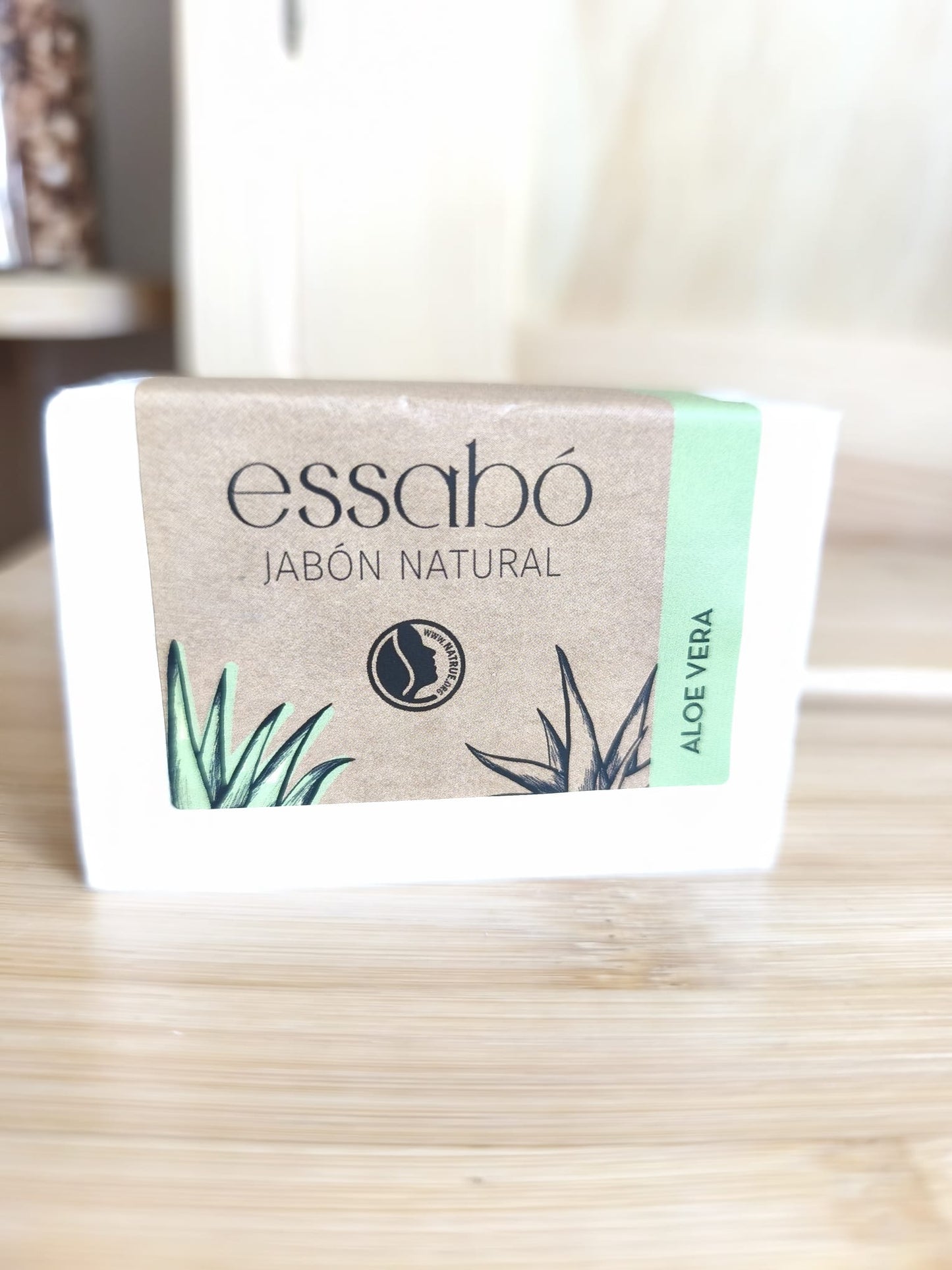 Jabones naturales Essabó | Limpieza facial y corporal con ingredientes ecológicos